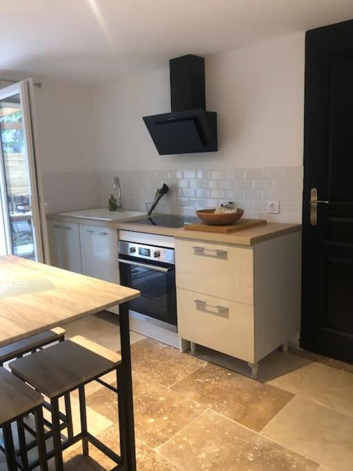 Bienvenue « A L'Ombre Du Figuier » Appartement Pieusse Buitenkant foto